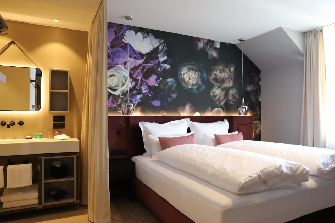 Großes Doppelzimmer